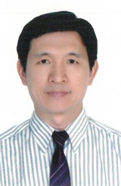 常務理事：陳成